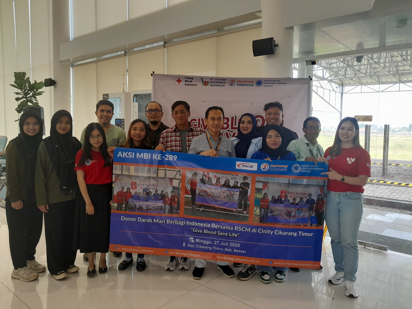DONOR DARAH MARI BERBAGI INDONESIA BERSAMA RSCM DI CINITY CIKARANG TIMUR OLEH  YAYASAN BERSATU MEMBANGUN INDONESIA SEJAHTERA